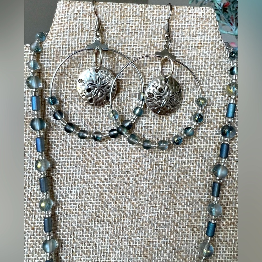 Beachy blue and silver earring and necklace set.